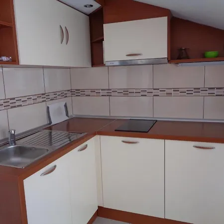 Lägenhet Mit Balkon In Guter Lage By Interhome Tribalj