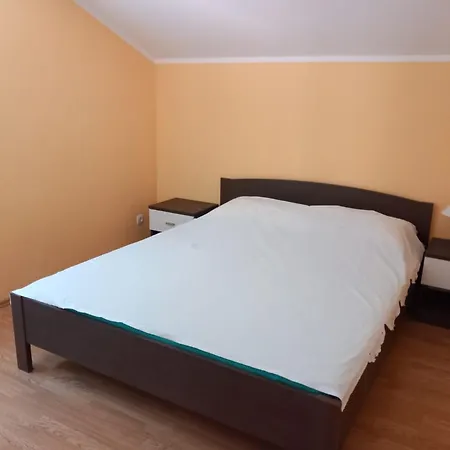 Mit Balkon In Guter Lage By Interhome *