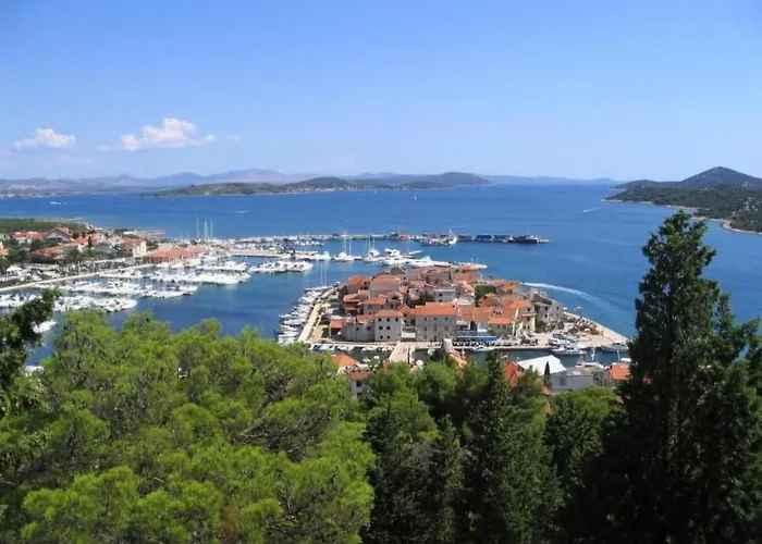 Lägenhet Mit Balkon In Guter Lage By Interhome Tribalj